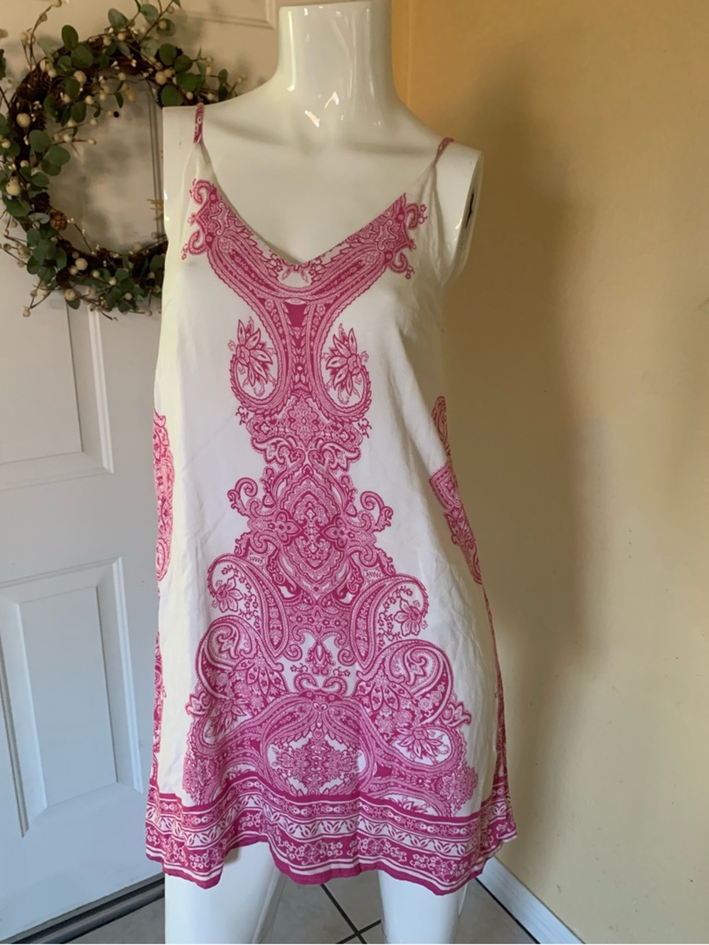 Jun & Ivy Francesca's Pink and White Paisley Patterned Mini Dress